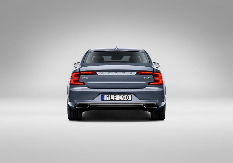  Volvo S90 T6 Inscription 2016 года  (фото 22 из 84)
